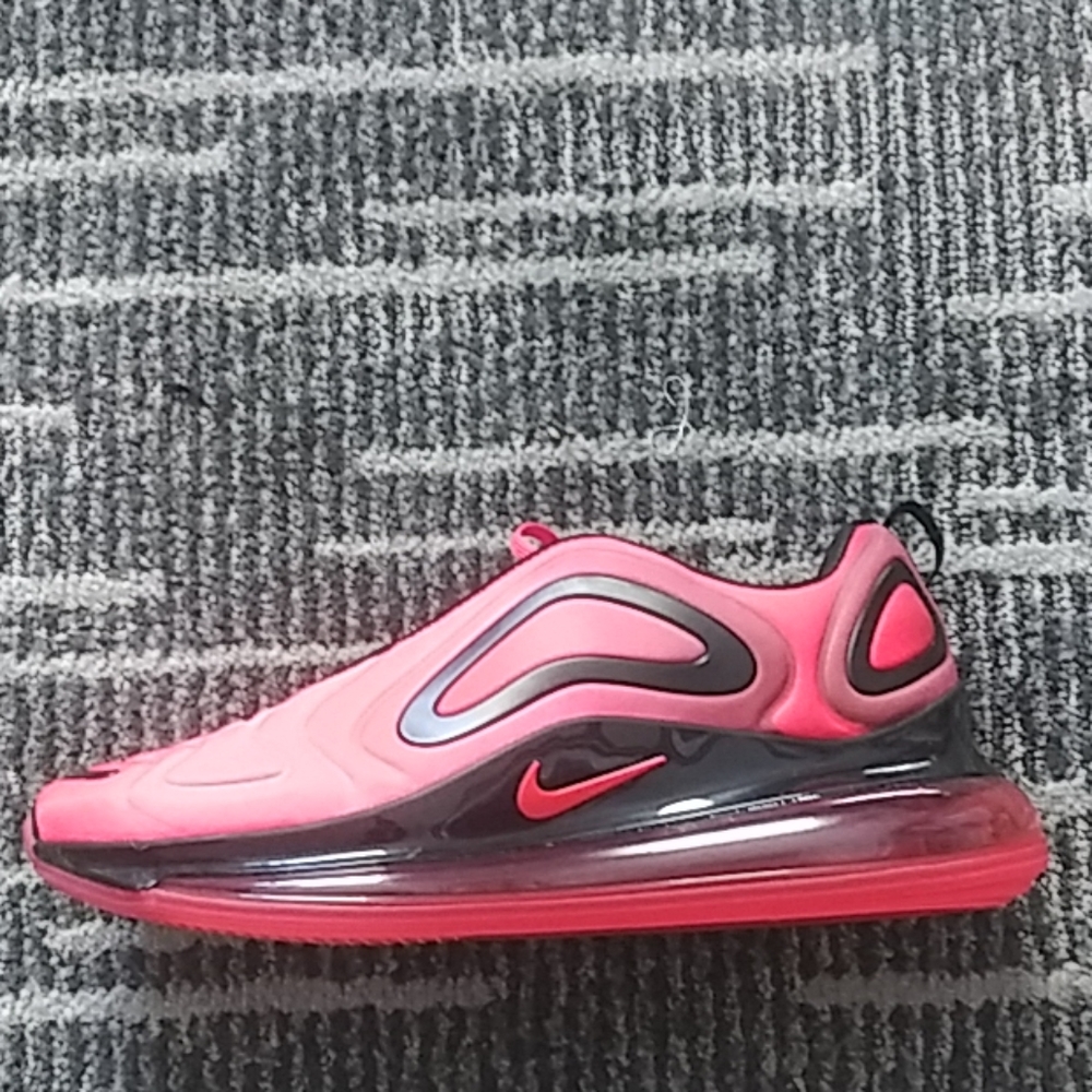 Nike air Max 720